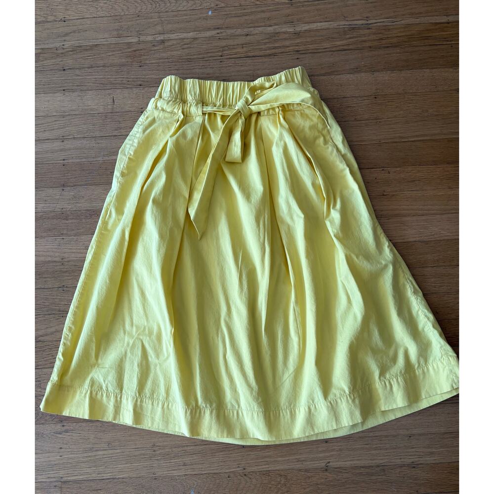 Zara women’s yellow pleated skirt Medium front tie lined pockets summer bright